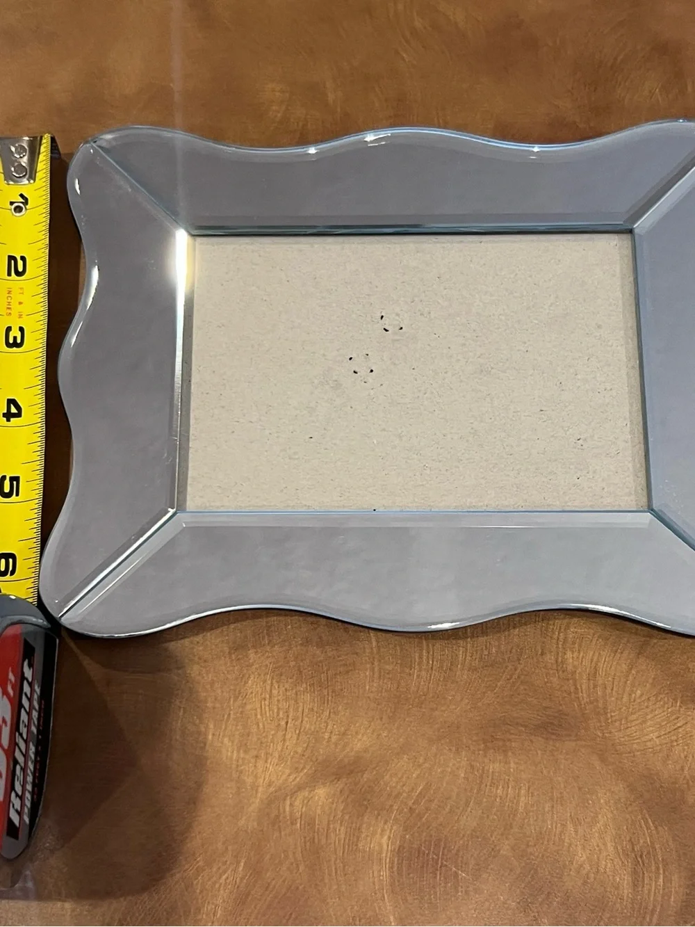 Mirror 4 x 6 Picture Frame with Scalloped Edges, Good Condition